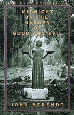  Midnight in the Garden of Good and Evil: Een Verraderlijke Seductie van Zuidelijke Mysterie en Delicieuze Deceit